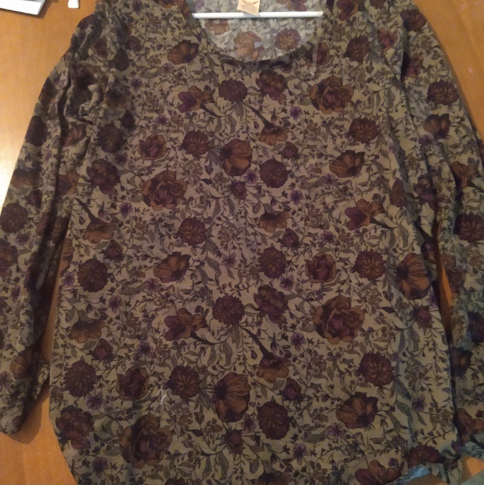 5 large ladies tops